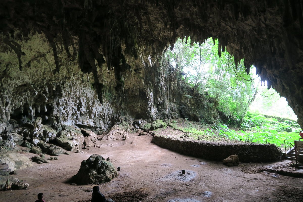 Intérieur de la grotte de Liang Bua, Flores, Indonésie, site de découverte d'Homo floresiensis