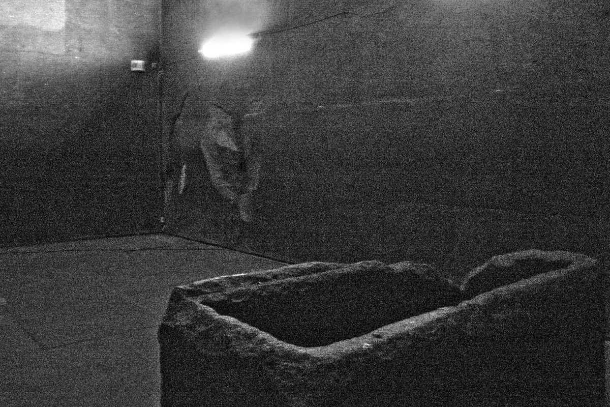 King's Chamber inside the Great Pyramid of Khufu, lined with pink Aswan granite