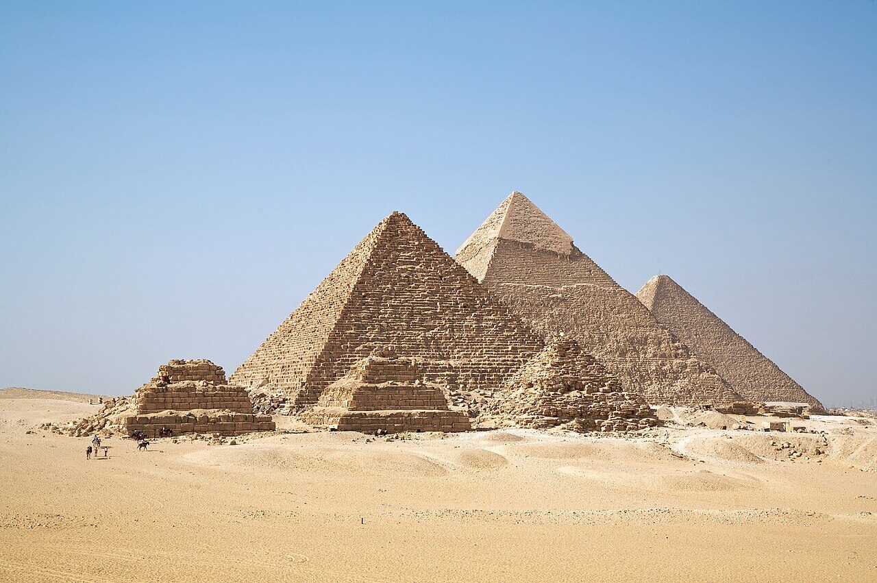 The three great pyramids of the Giza plateau under a clear sky