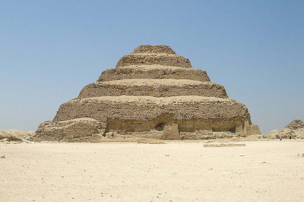 Overview of the pyramids of Saqqara in the Egyptian desert