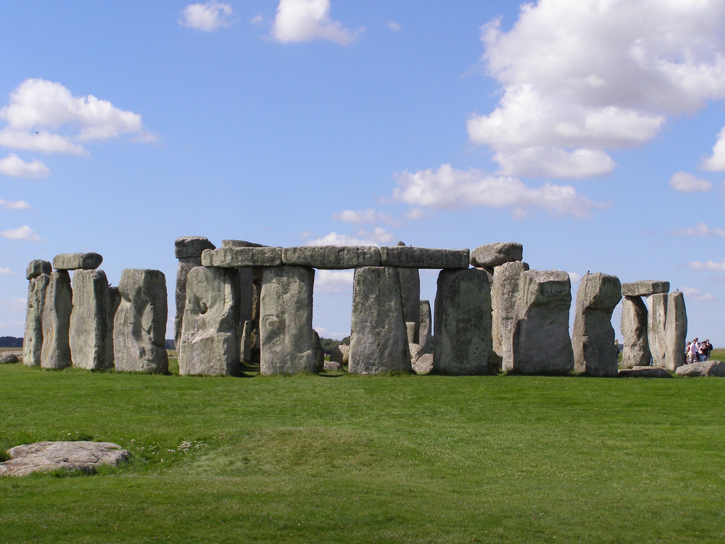 General view of the Stonehenge circle